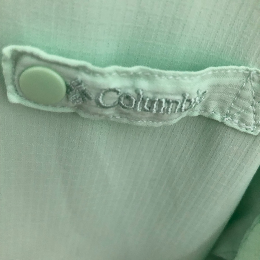 Columbia Women's Sport's Shirt - Picture 3 of 3